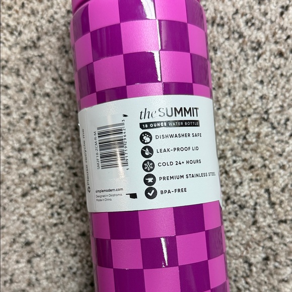 Simple Modern Pink Water Bottle - Picture 3 of 8